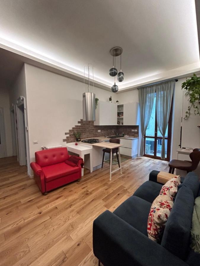 Gam Gam Isola Room Rent มิลาน ภายนอก รูปภาพ