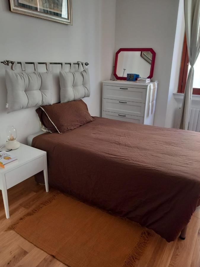 Gam Gam Isola Room Rent มิลาน ภายนอก รูปภาพ